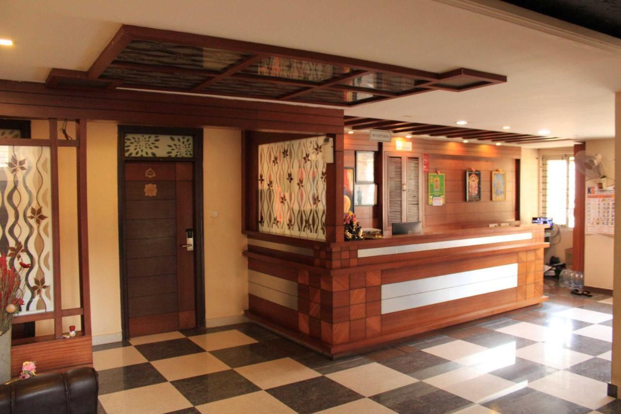 Hotel Venkadaramana Tower - Friendliness & Cleanliness Room Kumbakonam Bagian luar foto