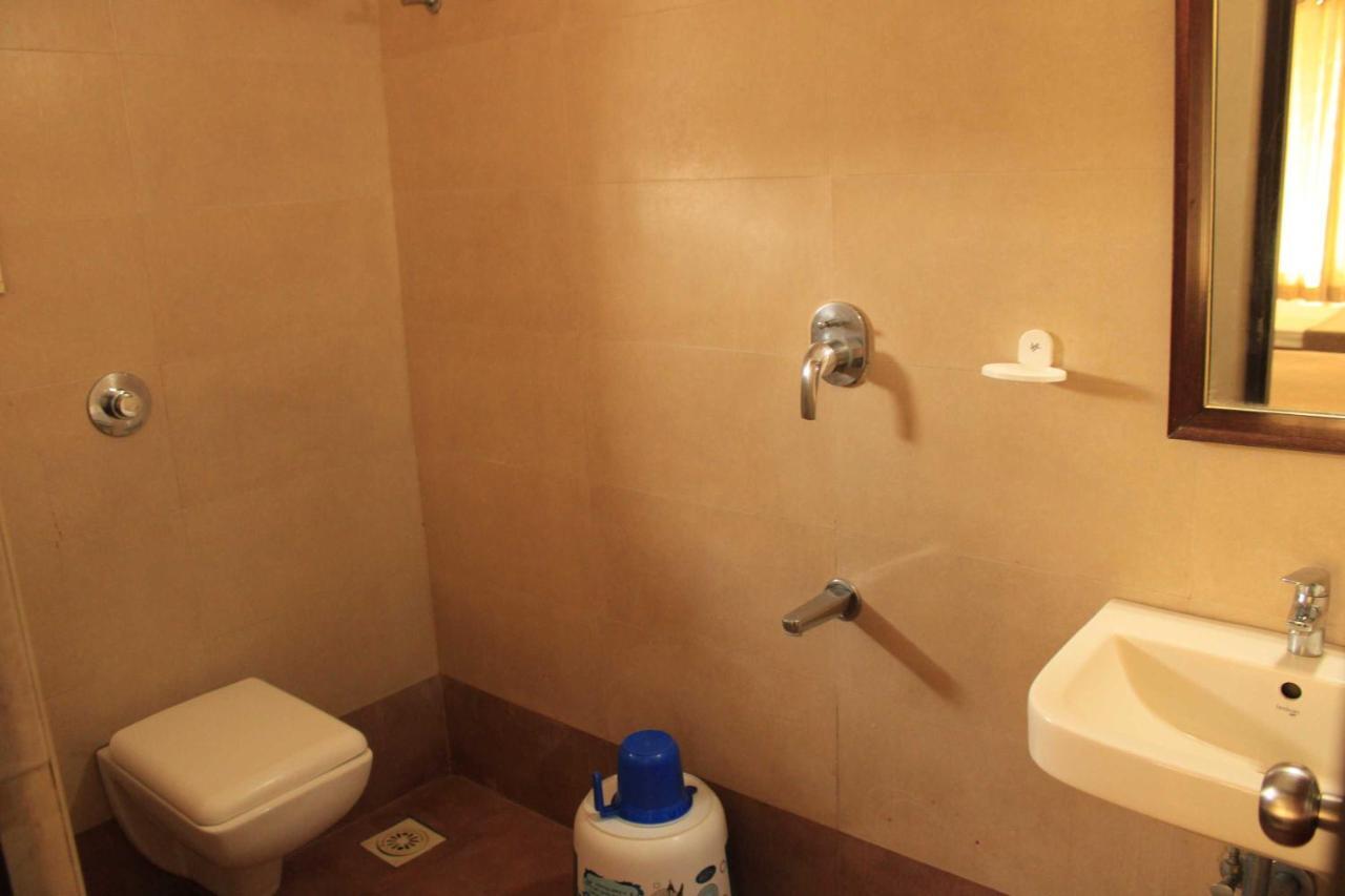 Hotel Venkadaramana Tower - Friendliness & Cleanliness Room Kumbakonam Bagian luar foto